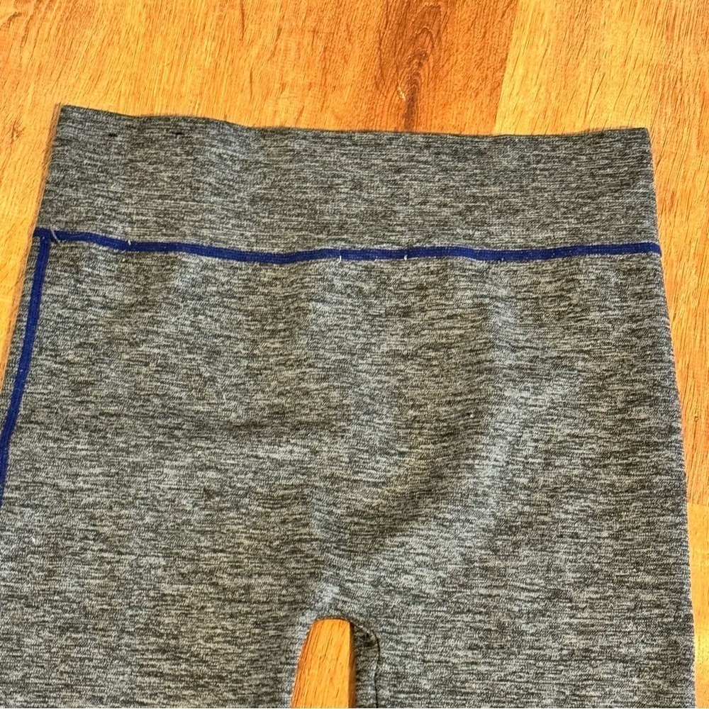 Grey Tights - Picture 7 of 10